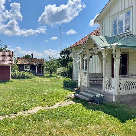 Backgardens Timmerstuga Falköping Buitenkant foto
